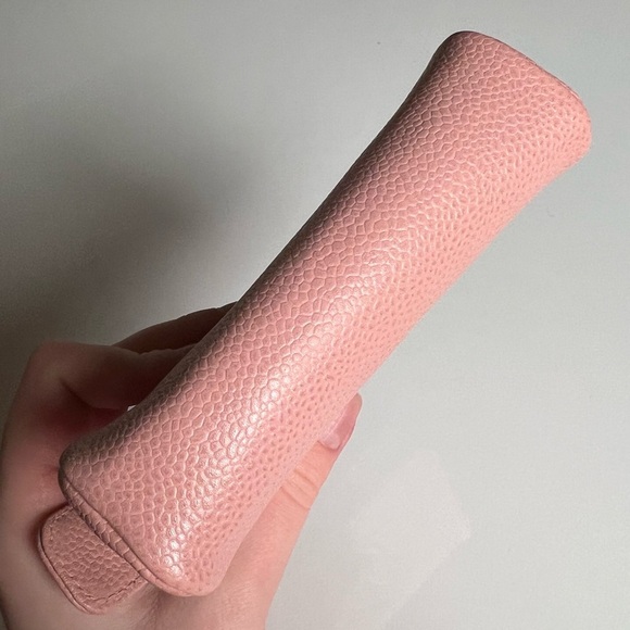 Rare Chanel Pink Caviar Cosmetic Pouch - Picture 5 of 7